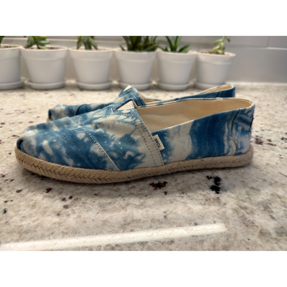 TOMS Tie Dye Espadrille Flats Blue White‎ W7.5